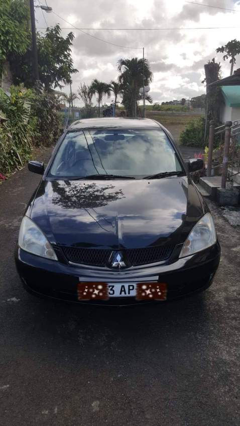 Mitsubishi glx - 0 - Family Cars  on Aster Vender