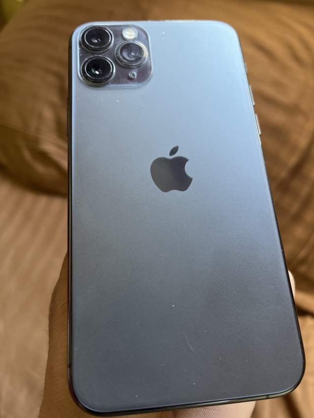 Iphone  - 1 - iPhones  on Aster Vender