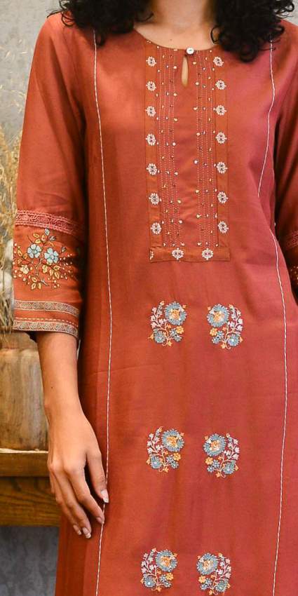 Kurti in stock - 4 - Suits (Women)  on Aster Vender