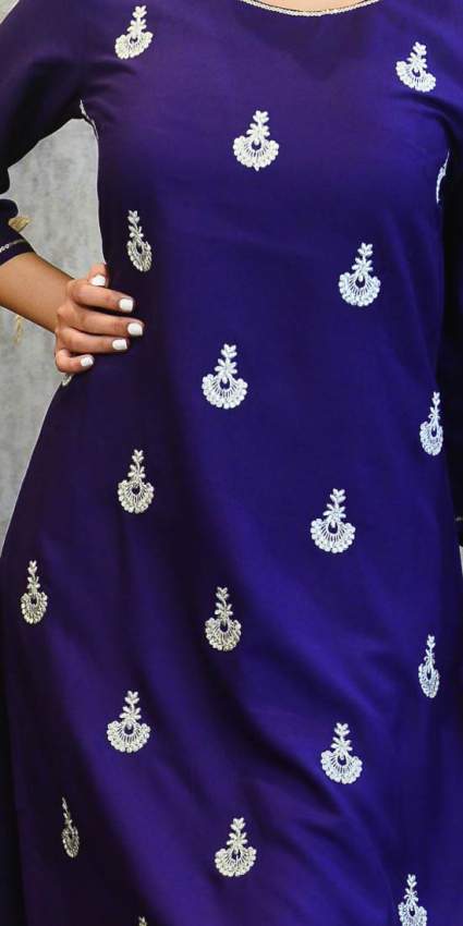 Kurti in stock - Suits (Women) at AsterVender
