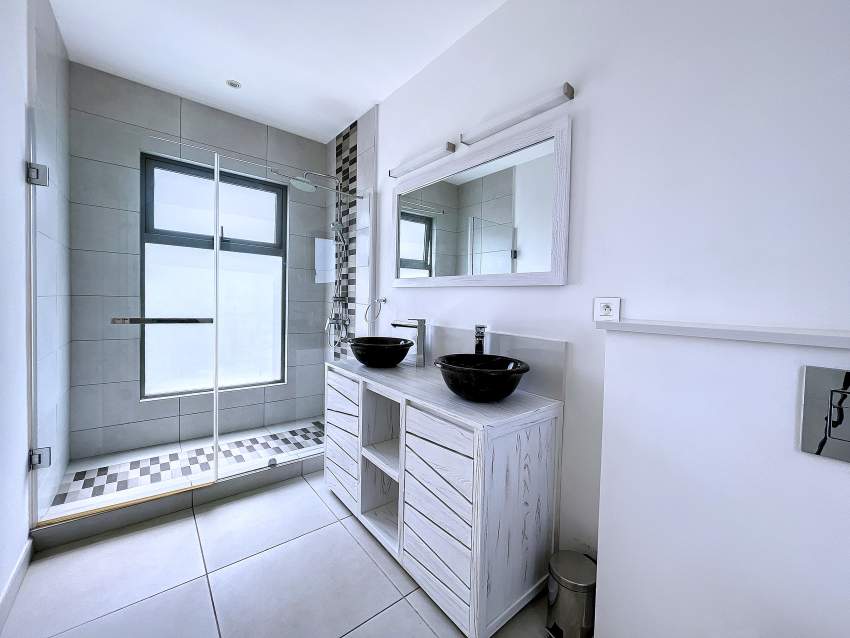 (Ref. MA7-637) Sublime villa contemporaine dans une résidence - 7 - Villas  on Aster Vender