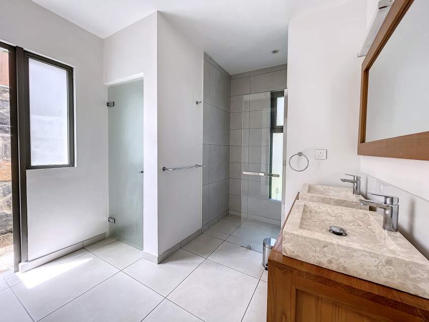 (Ref. MA7-637) Sublime villa contemporaine dans une résidence - 3 - Villas  on Aster Vender