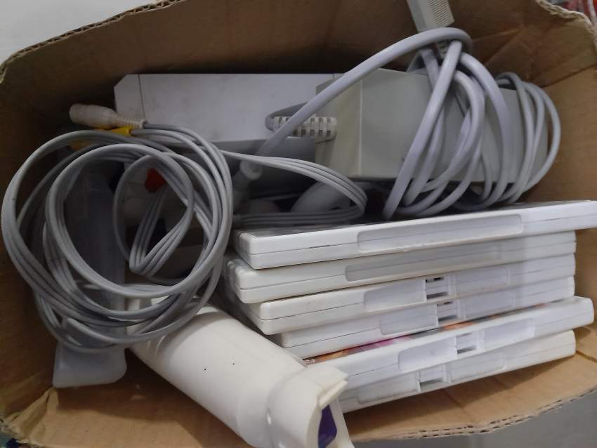Wii Nintendo + jeux prix négociable for exchange  - 3 - Wii  on Aster Vender