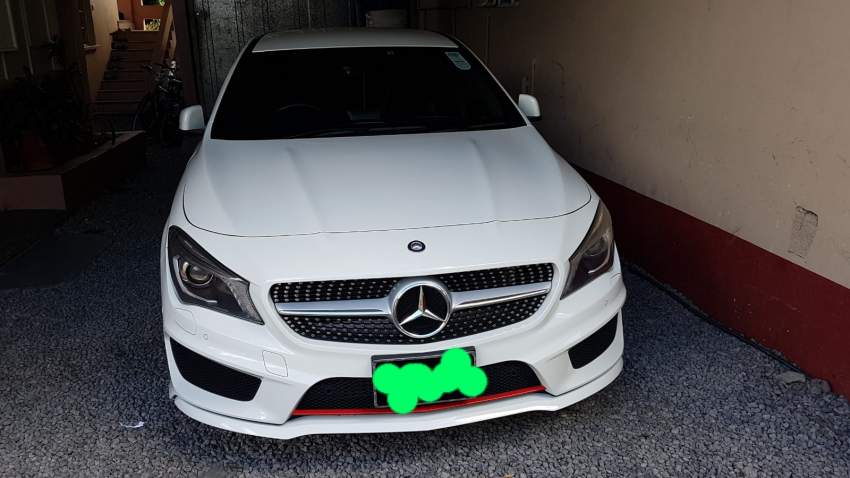 Mercedes benz - 4 - Luxury Cars  on Aster Vender