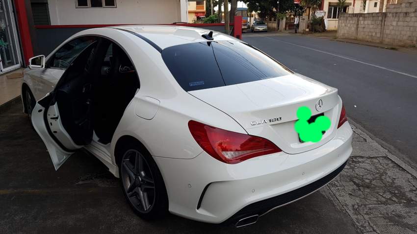 Mercedes benz - 7 - Luxury Cars  on Aster Vender