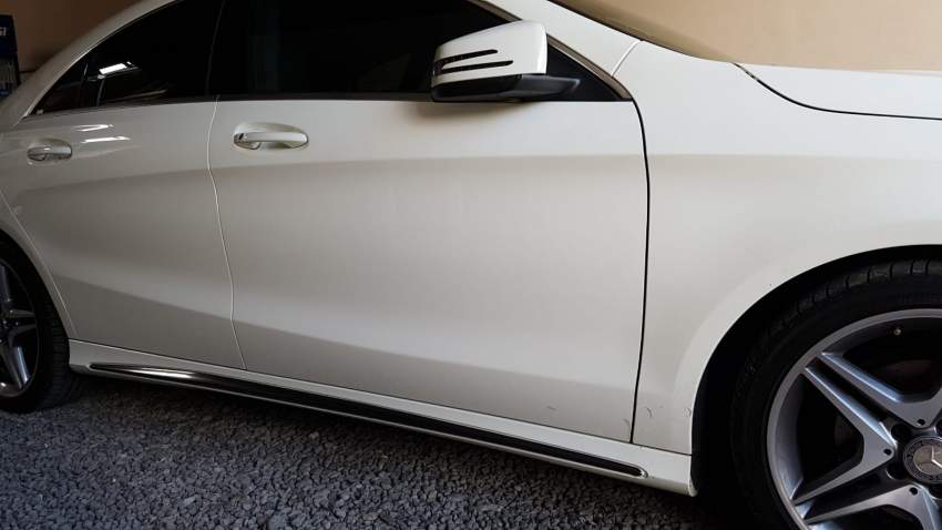 Mercedes benz - 1 - Luxury Cars  on Aster Vender