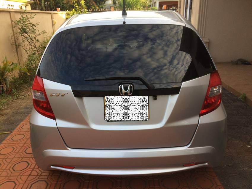 Honda FIT 2012 - 1 - Family Cars  on Aster Vender