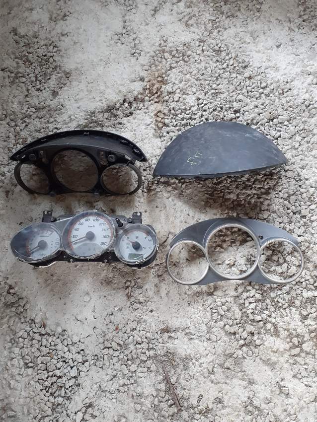 Car dashboard indicator - 0 - Spare Parts  on Aster Vender