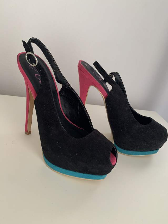 NEW shoes size 38 - 1 - Women's shoes (ballet, etc)  on Aster Vender