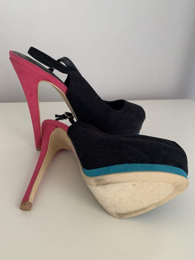 NEW shoes size 38 - 2 - Women's shoes (ballet, etc)  on Aster Vender