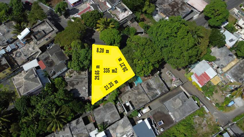 For Sale - Residential Land 335 m2 - Laventure ( Main Road ) - 1 - Land  on Aster Vender