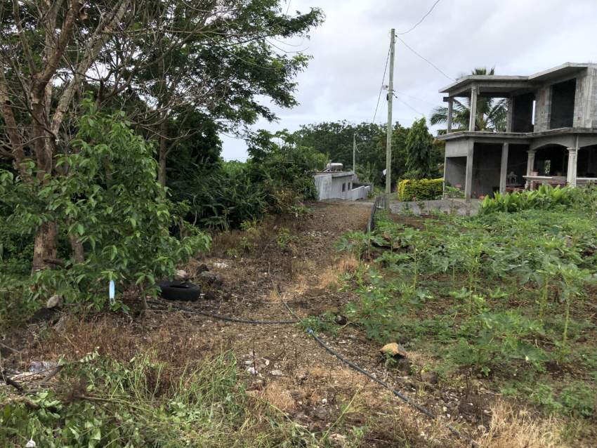 For Sale - Residential Land 858 m2 - Ecroignard - 1 - Land  on Aster Vender