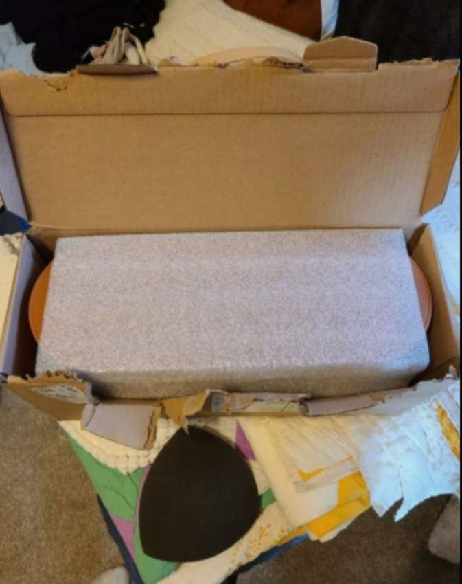 Dyson Airwap - 1 - Hair treatment  on Aster Vender