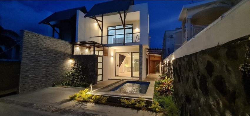 VILLA FOR SALE - MONT CHOISY  - 0 - Villas  on Aster Vender