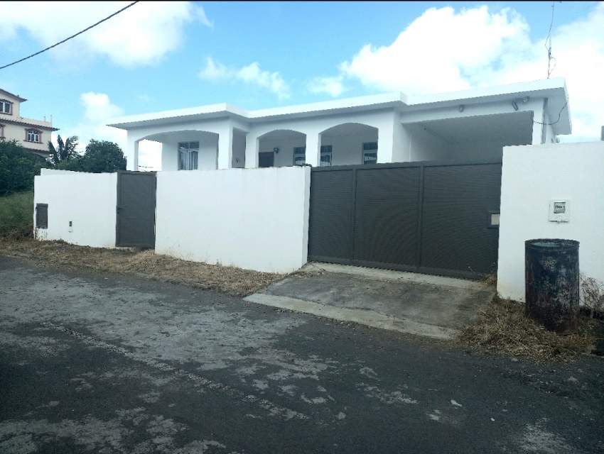 VILLA FOR RENT - MONT CHOISY - 6 - Villas  on Aster Vender