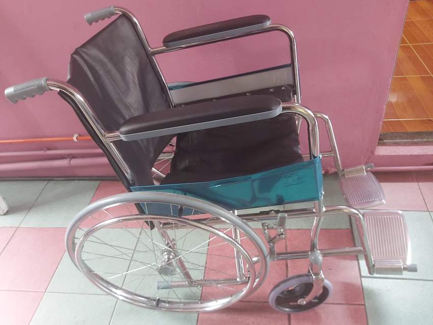 Standard steel wheelchair - 0 - Wheelchair  on Aster Vender