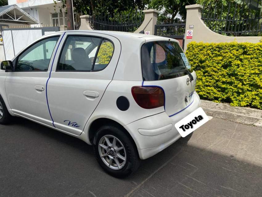 TOYOTA VITZ  YR 04 Automatic  - 1 - Family Cars  on Aster Vender