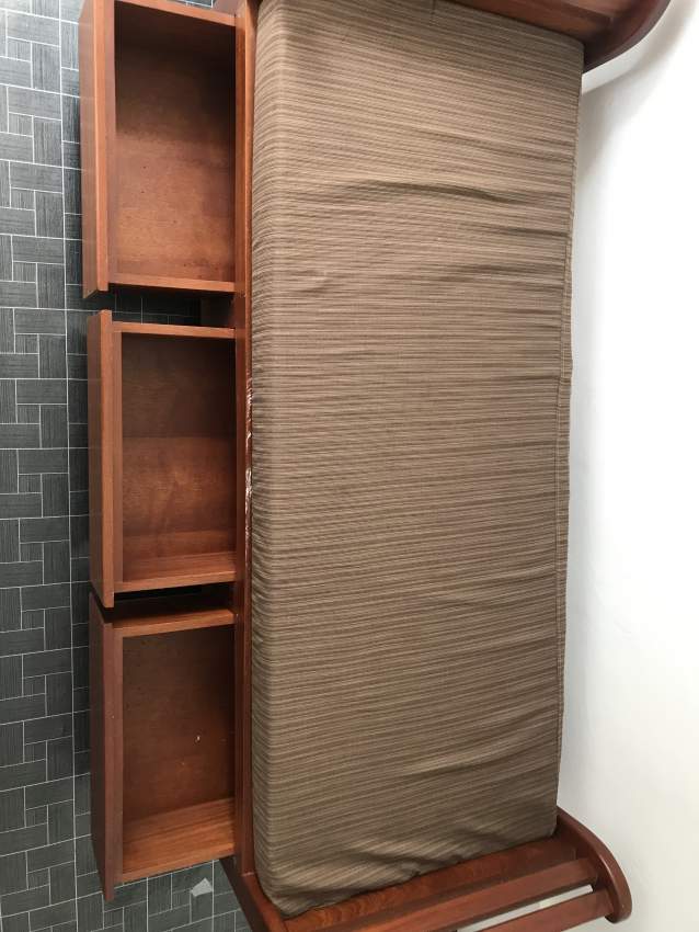 Sofa bed on Aster Vender