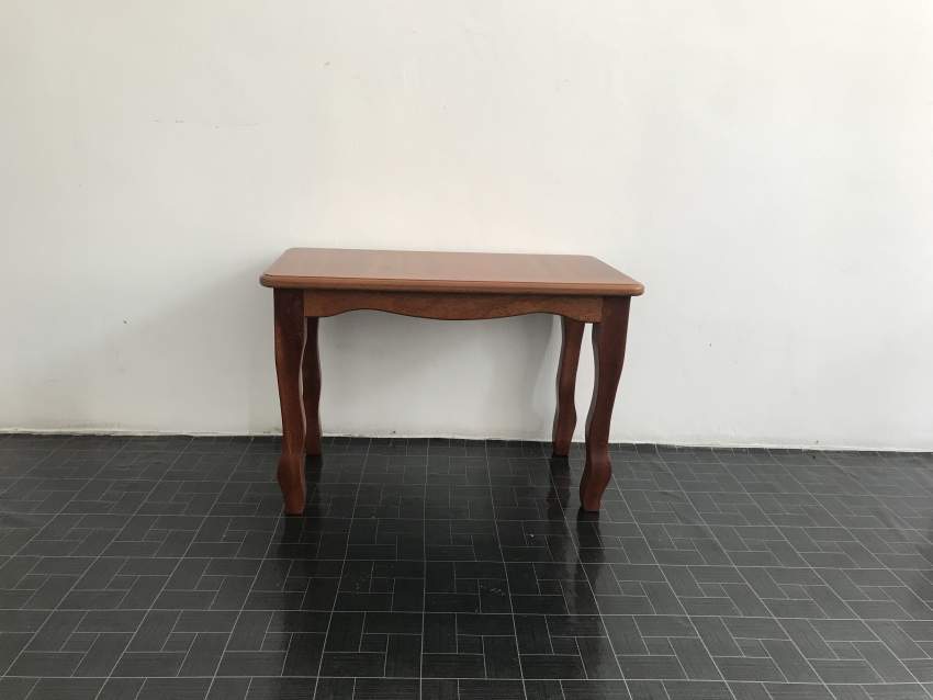 Coffee table and a wall mounted mirror  - 5 - Tables  on Aster Vender