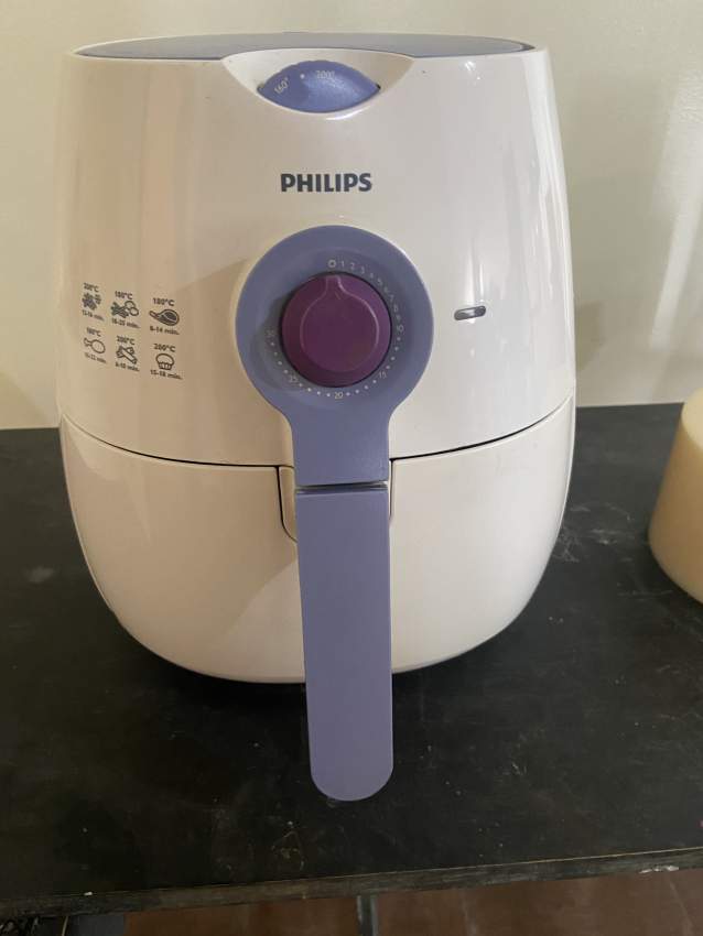 Philips Airfryer  - 1 - Kitchen appliances  on Aster Vender