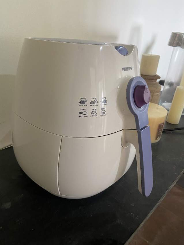 Philips Airfryer  - 2 - Kitchen appliances  on Aster Vender