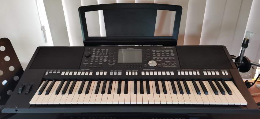 YAMAHA PSR S950 Keyboard Arranger - 0 - Electronic organ  on Aster Vender