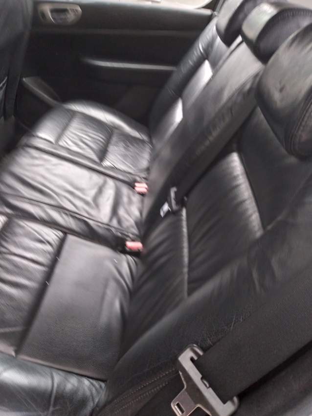 Peugeot 307 - 1 - Compact cars  on Aster Vender