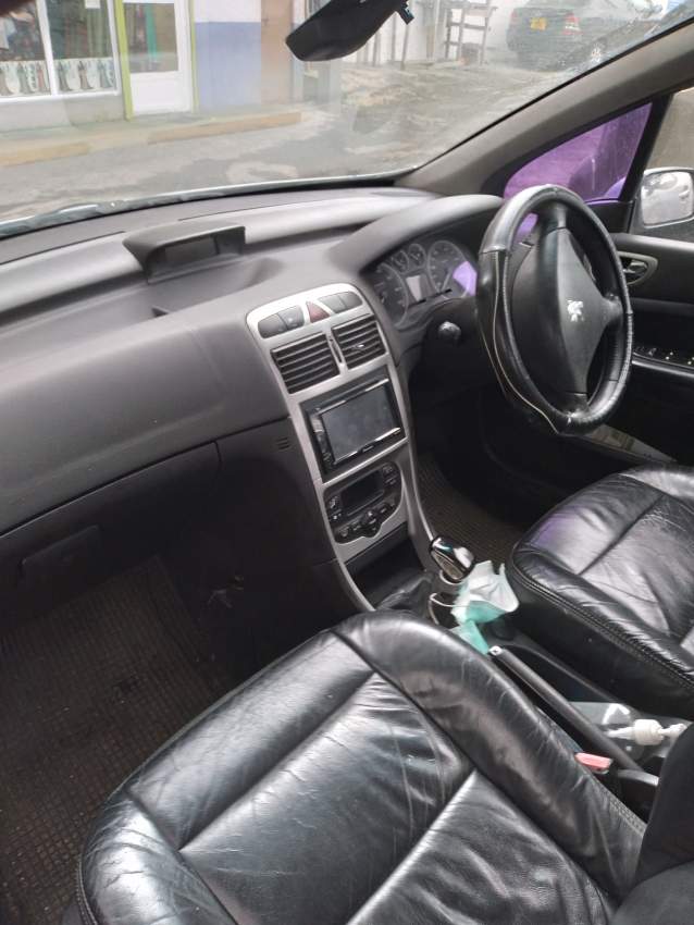 Peugeot 307 - 2 - Compact cars  on Aster Vender