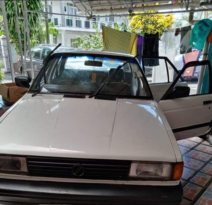 Nissan B12 - 2 - Family Cars  on Aster Vender