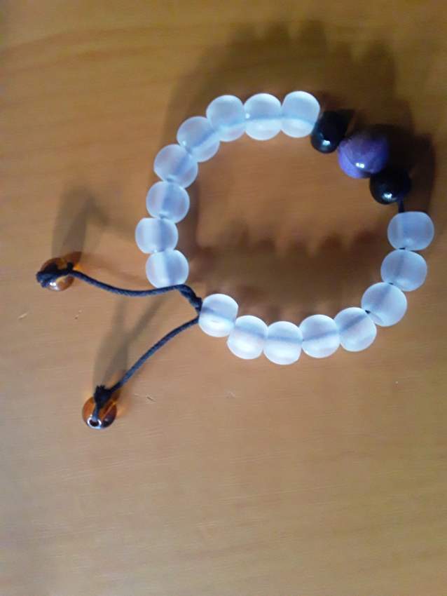 white beads Bracelet - 0 - Handmade  on Aster Vender