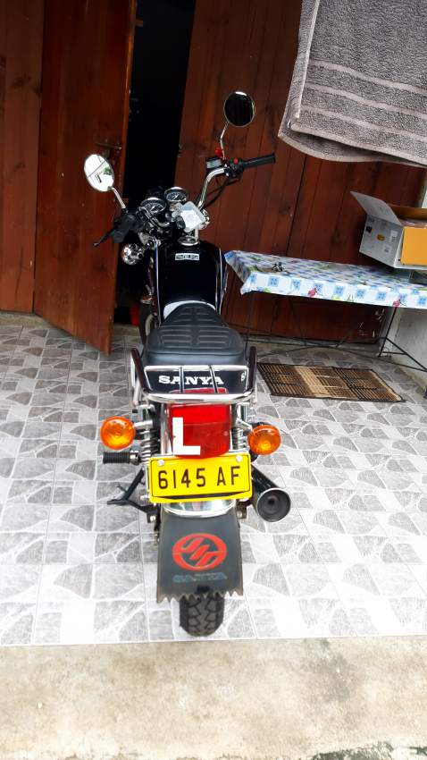 SANYA SYI25-8 - 2 - Roadsters  on Aster Vender