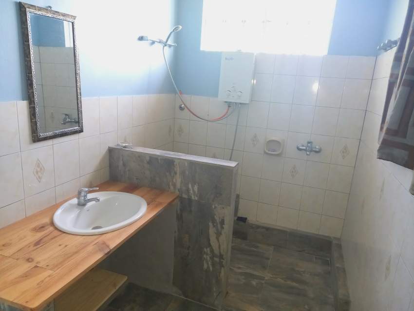 VILLA FOR RENT - 35k - 4 - House  on Aster Vender