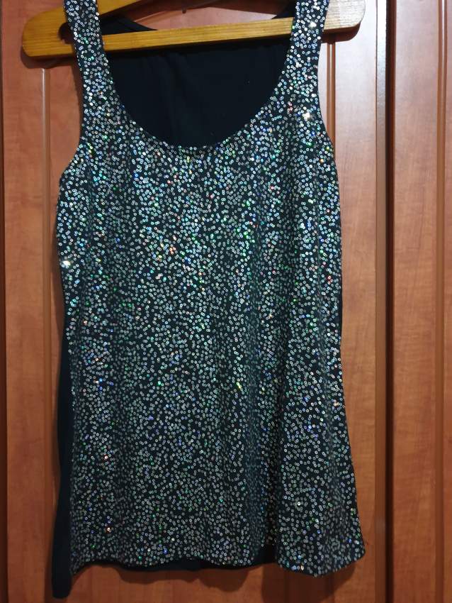 Lot de vetements seconde main - 3 - Dresses (Women)  on Aster Vender