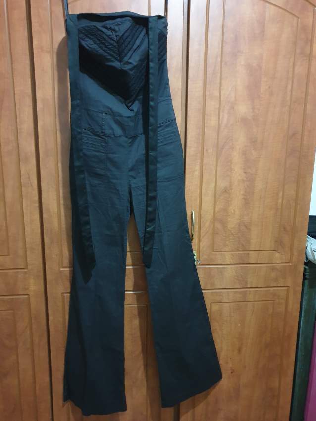 Lot de vetements seconde main - 0 - Dresses (Women)  on Aster Vender