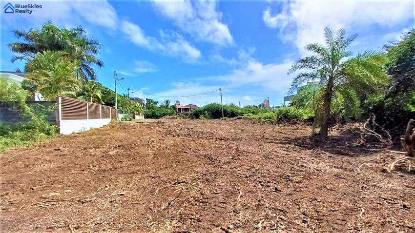 Land of 127.6 toises or 11.48 perches for sale located in Bain Boeuf - 3 - Land  on Aster Vender