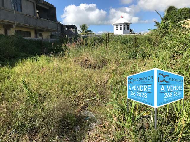 (Ref. MA7-650) Terrain résidentiel viabilisé en bord de route - 6 - Land  on Aster Vender