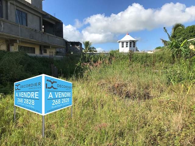 (Ref. MA7-650) Terrain résidentiel viabilisé en bord de route - 1 - Land  on Aster Vender