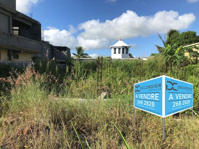 (Ref. MA7-650) Terrain résidentiel viabilisé en bord de route - 0 - Land  on Aster Vender