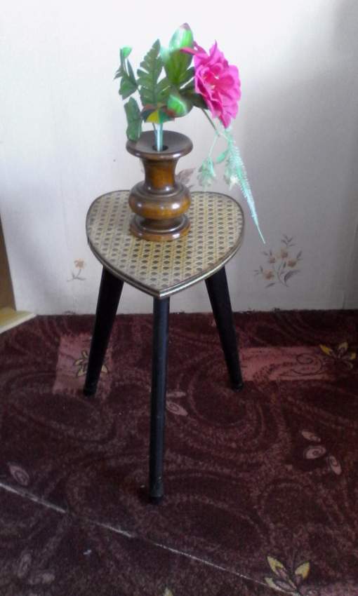 Table on Aster Vender