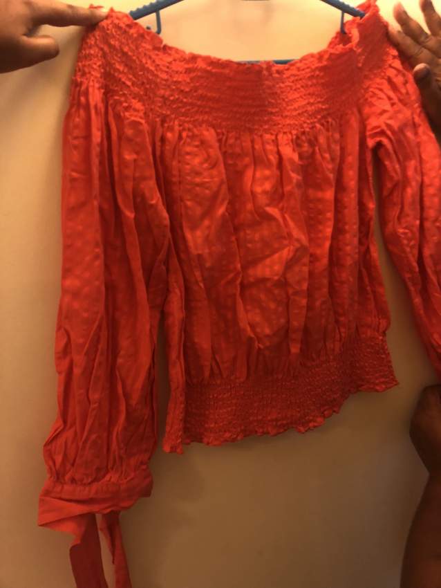 For sale - 1 - Tops (Women)  on Aster Vender