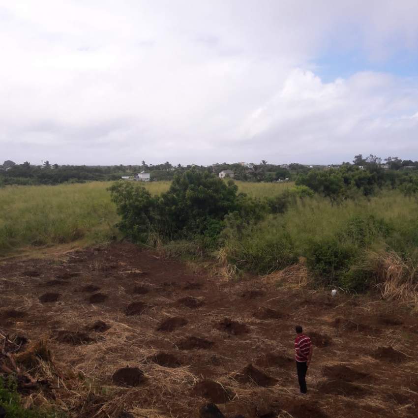 Terrain a vendre a Grand Gaube. Swipe for more pics! - 2 - Land  on Aster Vender