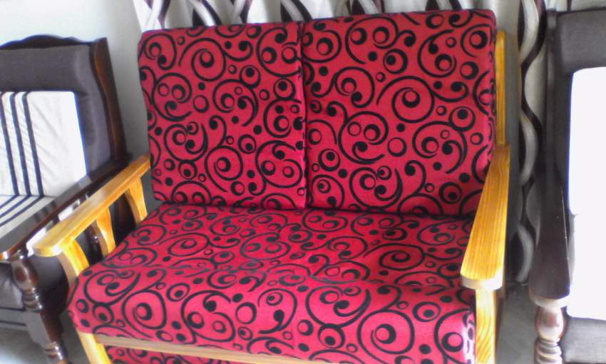 Sofa set on Aster Vender