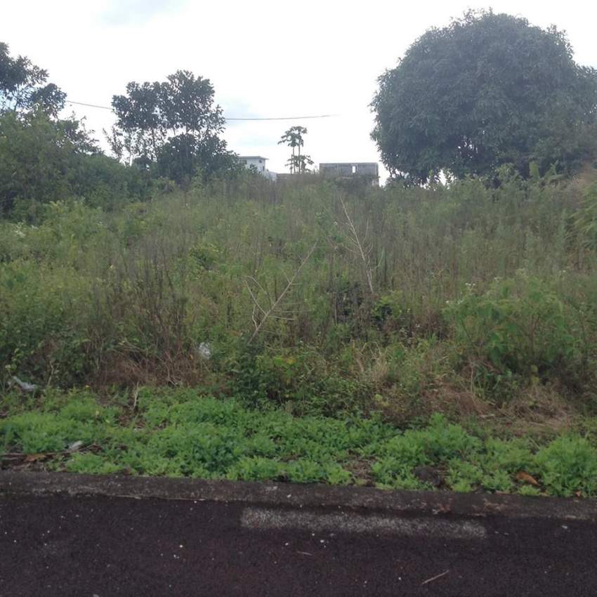 7 perches residential land - Medine Camp de Masque @ Rs 850,000. on Aster Vender