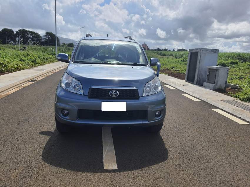 Sell Toyota Rush 2010 - 3 - SUV Cars  on Aster Vender