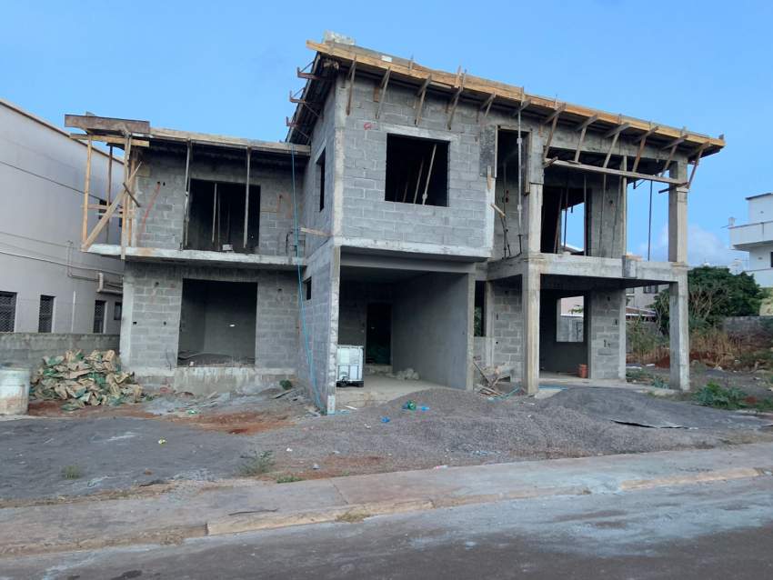 House under construction for sale - 1 - House  on Aster Vender