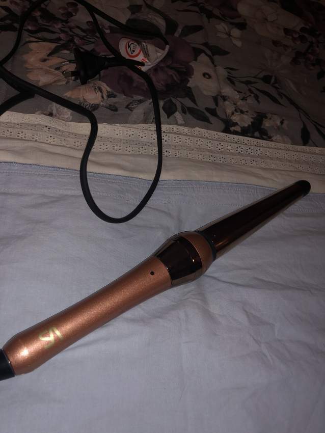 Curler - 1 - All electronics products  on Aster Vender