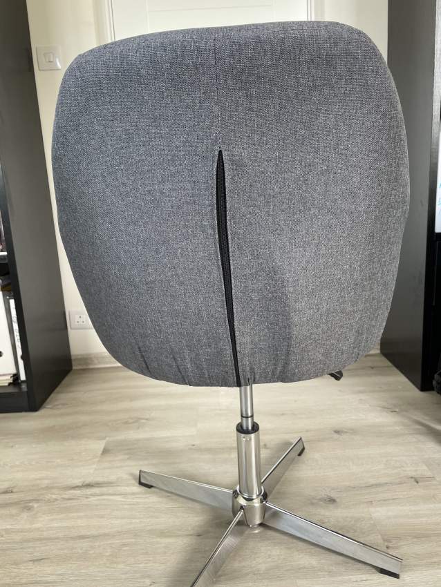Desk chair - adjustable height - 1 - Desk chairs  on Aster Vender