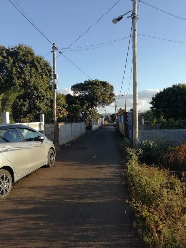 26 perches  land  at Jagriti Lane, Bon Air @ Rs 125,000/perche  - 1 - Land  on Aster Vender