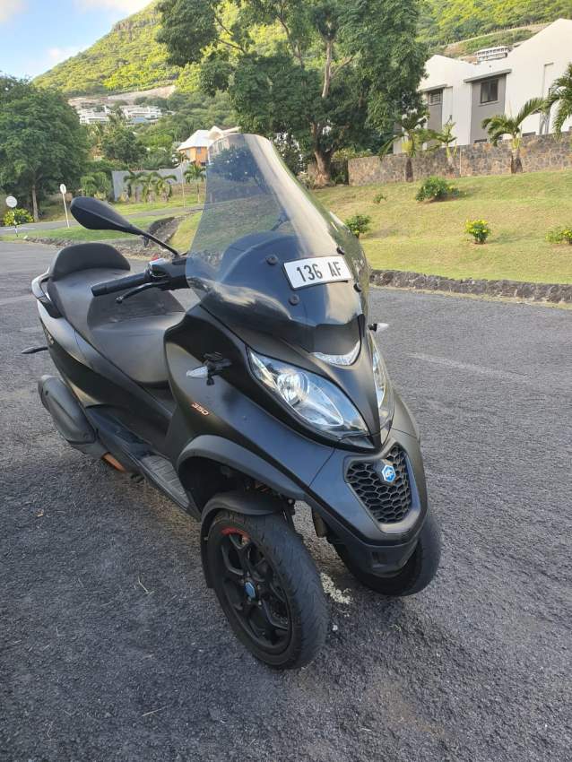 PIAGGIO MP3  350   2020 - 3 - Scooters (above 50cc)  on Aster Vender