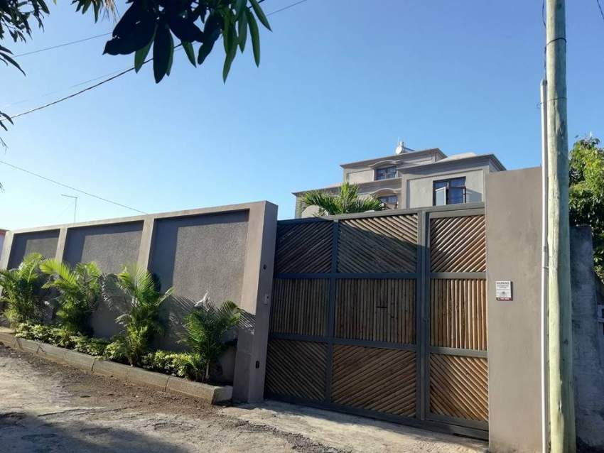 occasion!!!  fully furnished house at Petit Raffray @ Rs 7,500,000 - 9 - Ready Made House  on Aster Vender